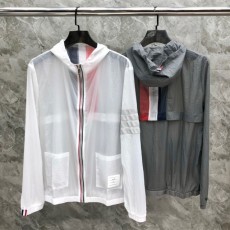 톰브라운 THOMBROWNE 남여공용 바람막이 자켓 T1831