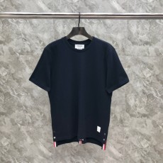 톰브라운 THOMBROWNE 남성 라운드티  T1814