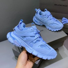 발렌시아가 Balenciaga 남여공용 트랙 3.0  스니커즈 BG0609