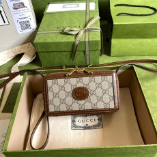 구찌 GUCCI 인터로킹 G 미니백 671674 GU01790