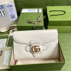 구찌 GUCCI  더블 G 디테일의 클러치 648935 GU01806