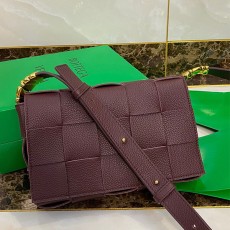 보테가 BOTTEGA VENETA 인트레치아토 카세트백 666870 BO0694