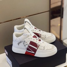 발렌티노 VALENTINO 남여공용 가라바니 하이탑 스니커즈 VN1076