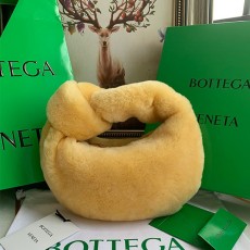 보테가 BOTTEGA VENETA 시어링 미니 조디백 680697 BO0752