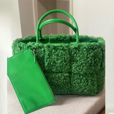 보테가 BOTTEGA VENETA 아르코 시어링 토트백 652867 BO0742