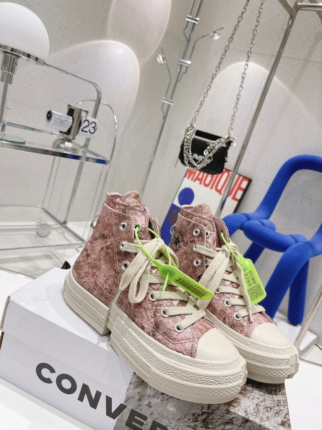 컨버스 CONVERSE 여성 하이탑 스니커즈 CVS004