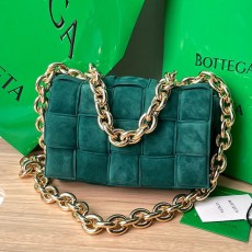 보테가 BOTTEGA VENETA  체인 카세트백 6831421 BO0786