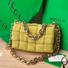 보테가 BOTTEGA VENETA  체인 카세트백 6831421 BO0789