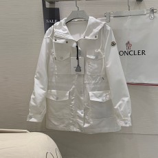 몽클레어 Moncler 여성 바람막이 자켓 M02272