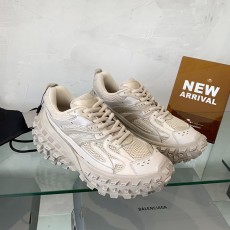 발렌시아가 Balenciaga 남여공용 스니커즈  BG0704