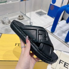 펜디 FENDI 여성 플랫 샌들 F159