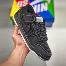 나이키 NIKE 덩크로우 SB 로우 DH7756-010 NK0606