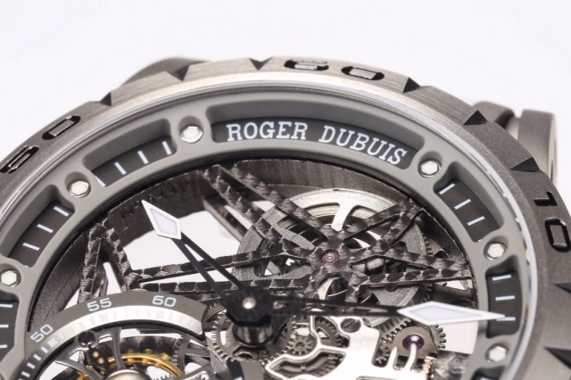 로저드뷔 ROGER DUBUIS 엑스칼리버 RD001