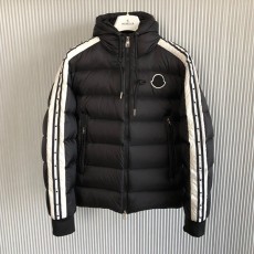 몽클레어 Moncler 남성 패딩 M02500