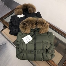 몽클레어 Moncler 여성 패딩 M02554