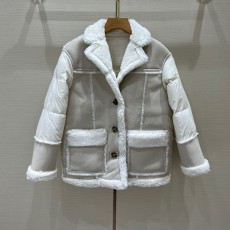 몽클레어 Moncler 여성 패딩 M02565