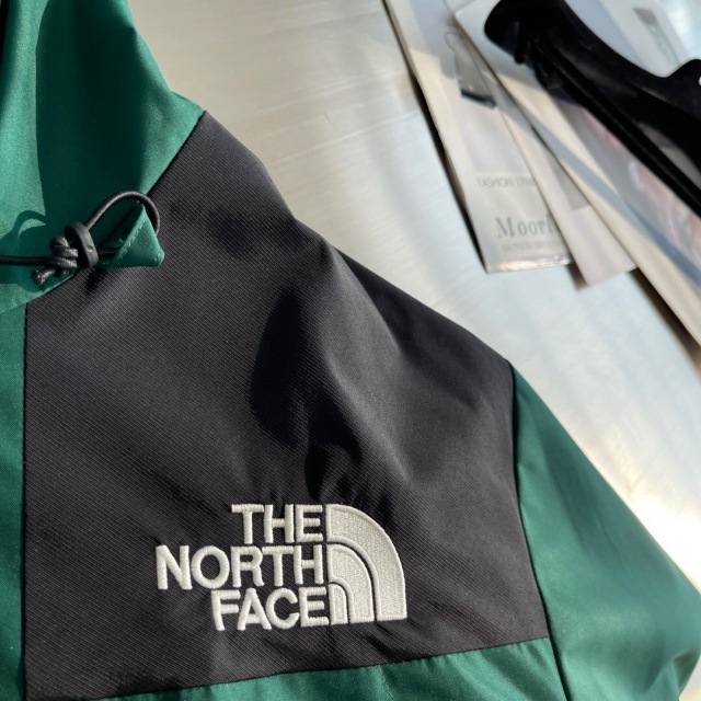 노스페이스 THE NORTH FACE 남여공용 집업 자켓 TNF006