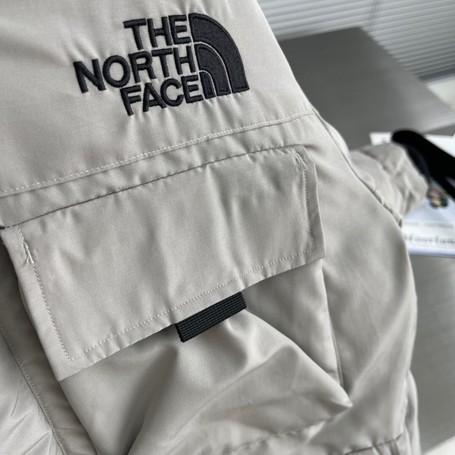 노스페이스 THE NORTH FACE 남성 패딩 TNF012
