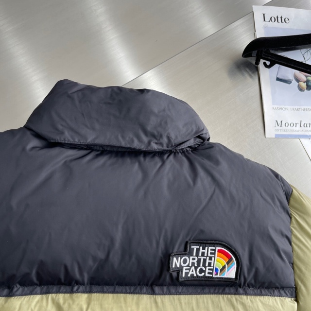 노스페이스 THE NORTH FACE 남성 패딩 TNF013