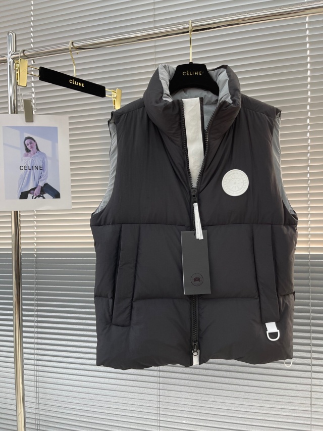 캐나다구스 CANADAGOOSE 남성 패딩조끼 CS0381