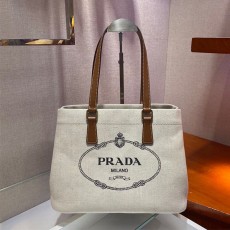 프라다 PRADA 로고 프린트 캔버스 토트백 1BG356  PD0930