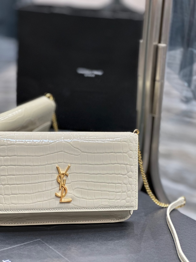 입생로랑 YSL 여성 폰홀더 체인백 635095 YS0152