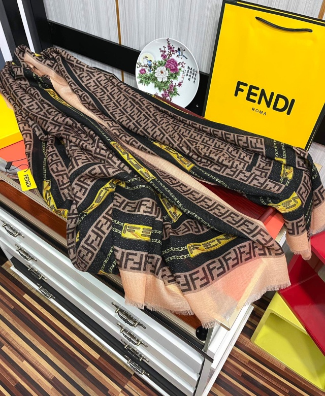 펜디 FENDI 여성 스카프 075