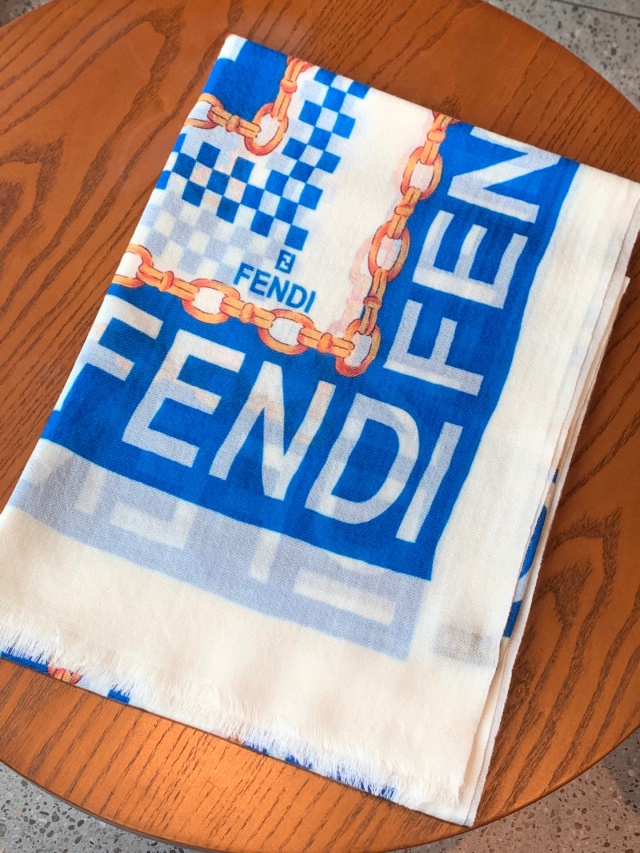 펜디 FENDI 여성 스카프  081