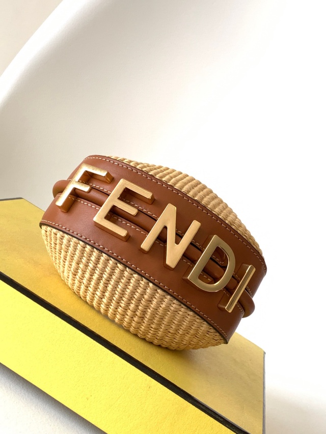 펜디 FENDI 그라피 스몰 내추럴 스트로 백 FD08474